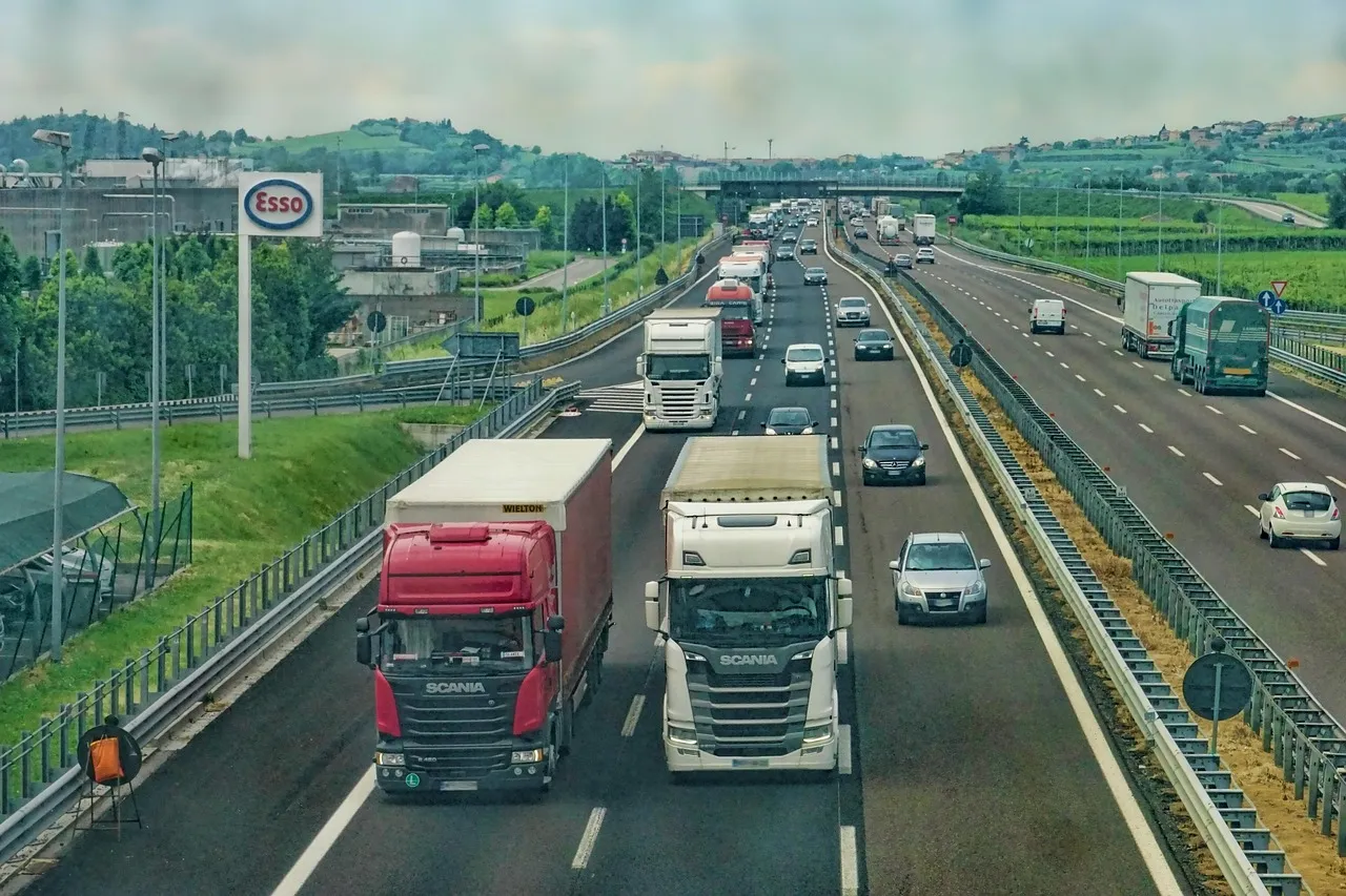highway, road, trucks, vehicles